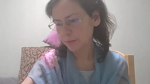 HollyJewel online show from January 2025 06:12:02 PM