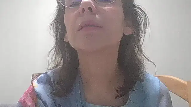 HollyJewel online show from January 2025 04:48:01 PM