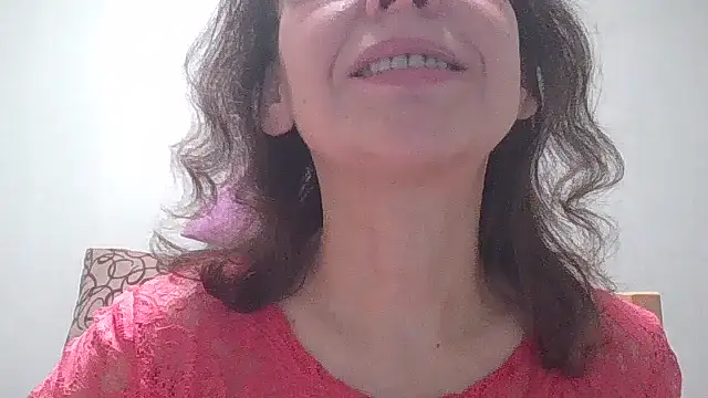 HollyJewel online show from March 2025 05:35:02 PM