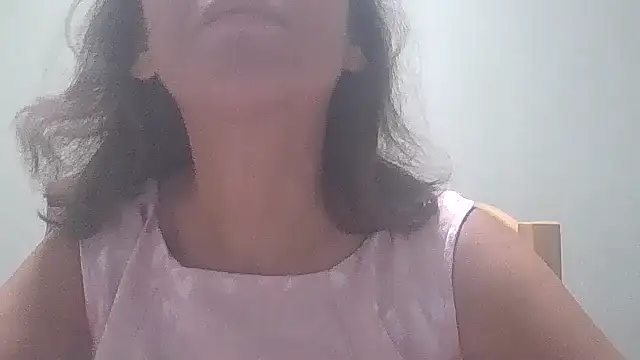 HollyJewel online show from September 2025 04:42:02 PM