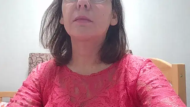 HollyJewel online show from December 2025 03:27:02 PM