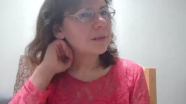 HollyJewel online show from March 2026 05:02:01 PM