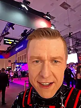 Fuc71 online show from September 2025 12:09:01 PM