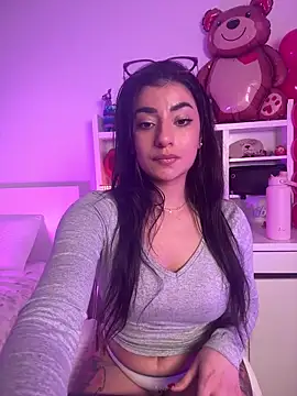 ZoeZayd online show from February 2026 09:10:02 PM