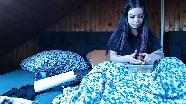 BoeseMoni1998 online show from February 2026 07:18:01 AM