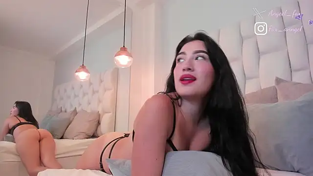 angeel fox online show from December 2024 03:58:01 AM