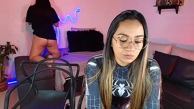 Jules n Gia online show from February 2025 09:16:01 PM