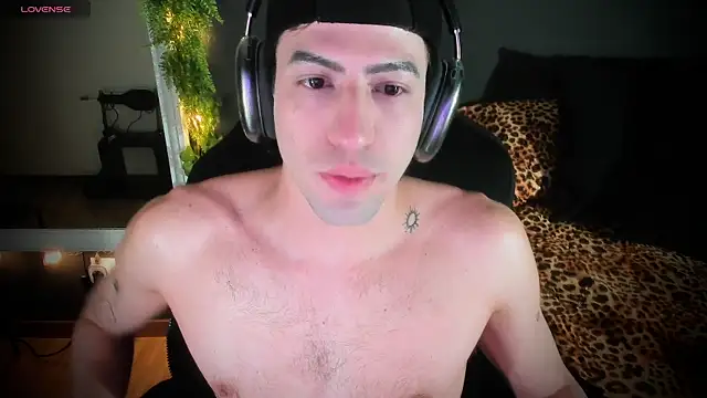 newjeff online show from April 2026 09:39:33 PM