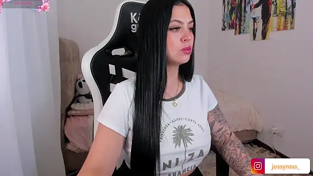 Victoryyy  online show from September 2025 08:20:02 PM