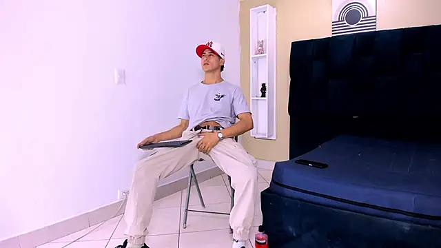 Jhonn Rhyss online show from March 2025 01:42:02 AM