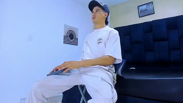 Jhonn Rhyss online show from September 2025 03:19:01 AM