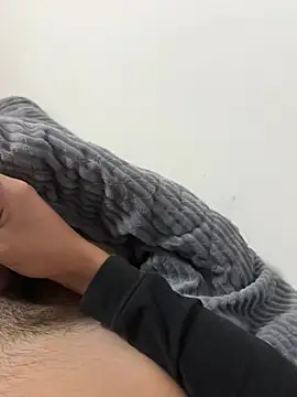 Omar472 online show from January 2026 07:06:01 PM