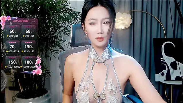 Snapshot of FeiFei-babe chatting on October 2025 12:15:01 PM FeiFei-babe online show from October 2025 12:15:01 PM