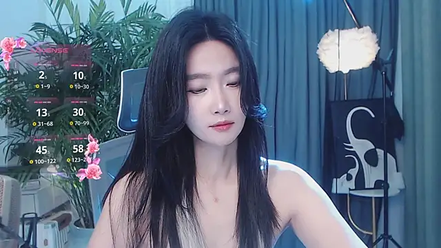 FeiFei-babe online show from May 2026 02:05:02 AM