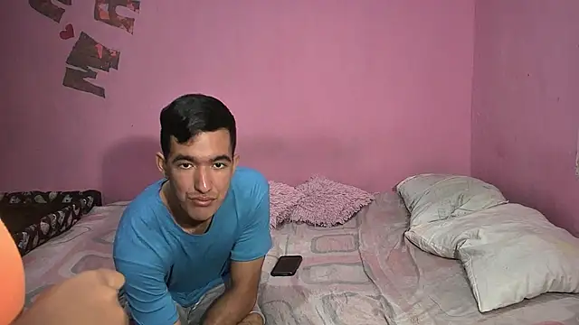 Sweetiefoxxx online show from December 2025 02:12:02 PM