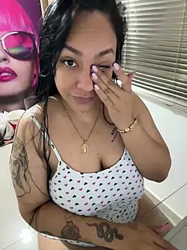 Snapshot of marta201_alfaro chatting on February 2025 01:37:01 PM marta201 alfaro online show from February 2025 01:37:01 PM