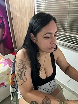 Snapshot of marta201_alfaro chatting on March 2025 02:44:02 PM marta201 alfaro online show from March 2025 02:44:02 PM