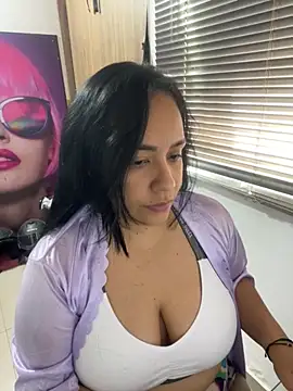 Snapshot of marta201_alfaro chatting on September 2025 05:56:01 PM marta201 alfaro online show from September 2025 05:56:01 PM