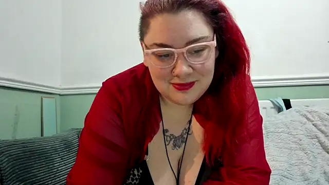 Snapshot of Bustycurves chatting on January 2025 09:04:01 PM Bustycurves online show from January 2025 09:04:01 PM