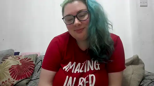 Snapshot of Bustycurves chatting on March 2026 11:33:01 PM Bustycurves online show from March 2026 11:33:01 PM