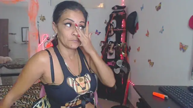 brigitht online show from October 2025 04:18:01 PM