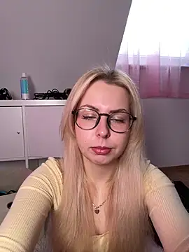 Livewithlucy online show from January 2026 11:01:02 AM