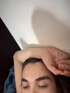 saracaball  online show from November 2025 07:56:02 PM