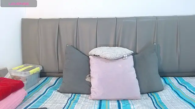 Cherllynn online show from January 2025 04:26:01 PM