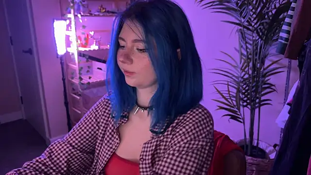 Snapshot of _vixenp chatting on December 2025 06:46:02 PM vixenp online show from December 2025 06:46:02 PM