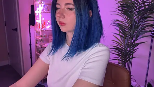 Snapshot of _vixenp chatting on February 2026 07:32:02 PM vixenp online show from February 2026 07:32:02 PM