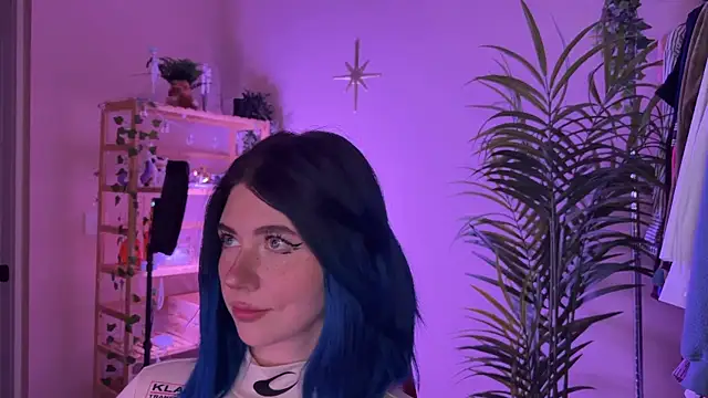 Snapshot of _vixenp chatting on February 2026 06:28:01 PM vixenp online show from February 2026 06:28:01 PM