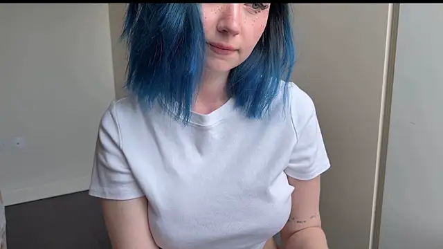 Snapshot of _vixenp chatting on April 2026 04:33:02 PM vixenp online show from April 2026 04:33:02 PM