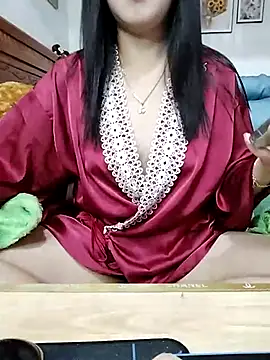 cream1299 online show from February 2025 09:00:01 AM