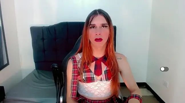 Snapshot of la_ratona_1 chatting on December 2024 01:06:02 PM la ratona 1 online show from December 2024 01:06:02 PM