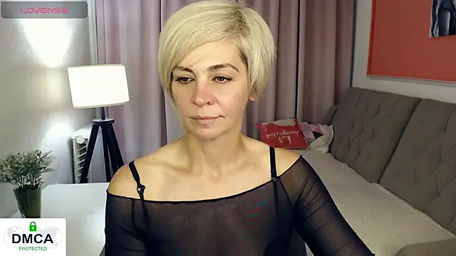 Blonde lola444 online show from July 2026 04:35:02 PM