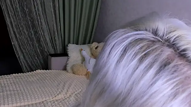 Snapshot of Sweeet_Barbie chatting on February 2026 03:50:02 PM Sweeet Barbie online show from February 2026 03:50:02 PM