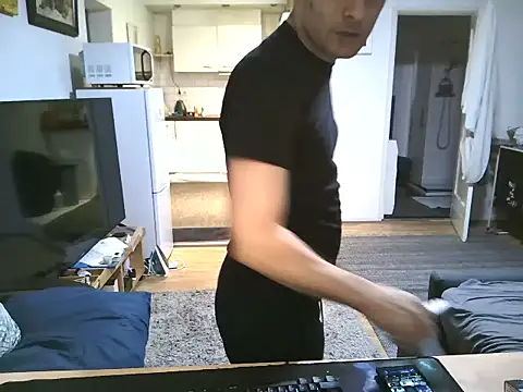 mihaimichael online show from September 2025 09:52:02 PM