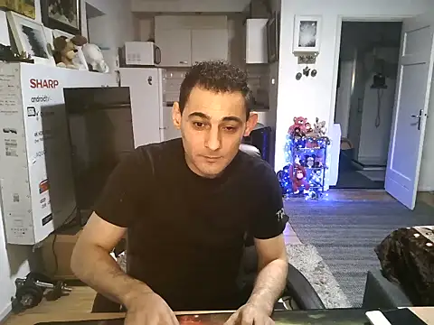 mihaimichael online show from October 2025 12:11:02 AM