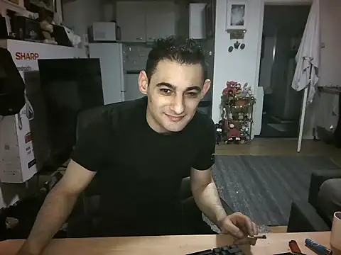 mihaimichael online show from November 2025 11:57:02 PM