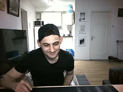 Snapshot of mihaimichael chatting on May 2026 08:38:02 PM mihaimichael online show from May 2026 08:38:02 PM
