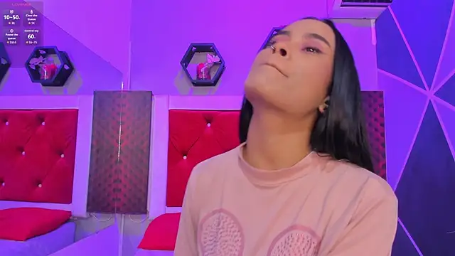 Karoll014 online show from September 2025 11:48:01 AM