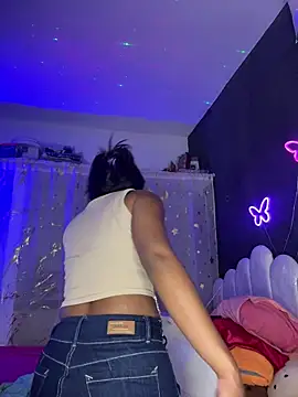 AlisonHoot69 online show from January 2026 03:21:01 AM