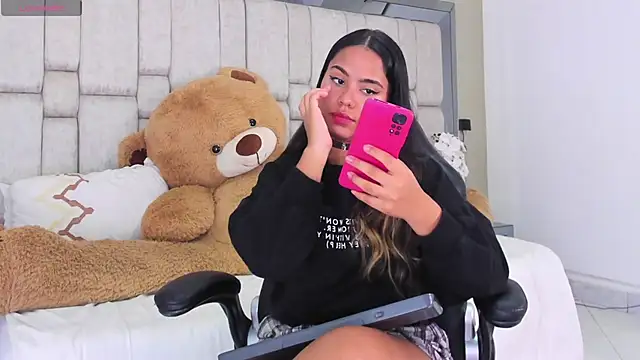 Marilyn-Cooper online show from January 2025 06:46:01 AM