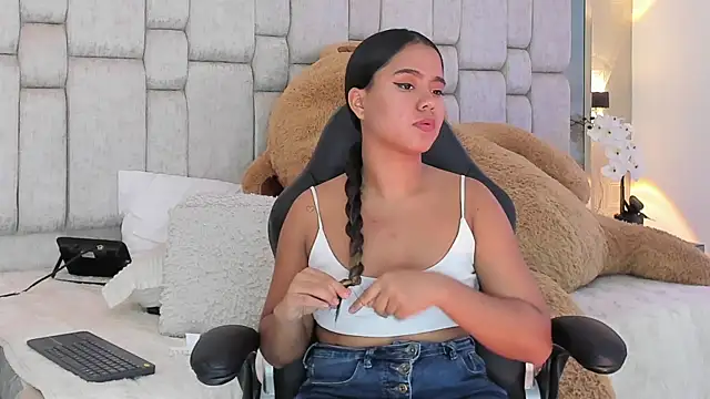 Marilyn-Cooper online show from February 2025 07:33:01 AM