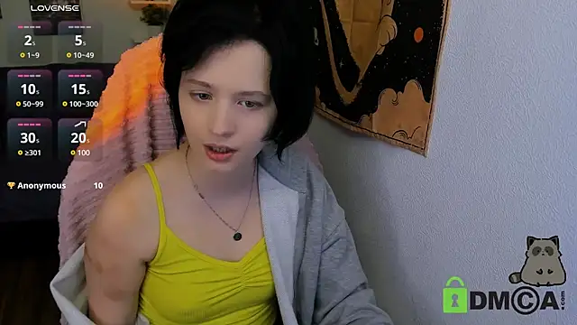 Alina Mills online show from December 2024 01:55:01 PM