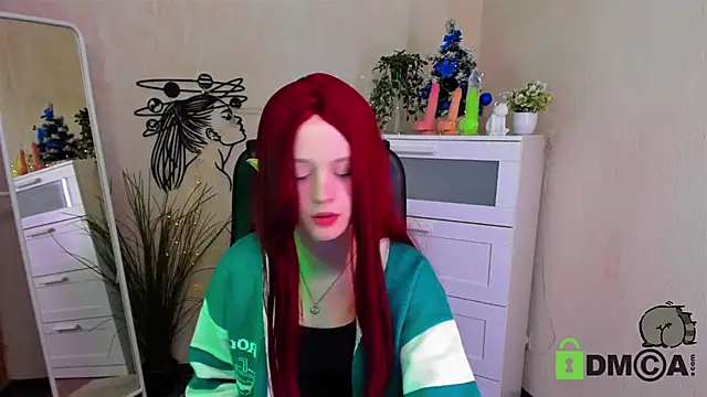 Alina Mills online show from December 2024 10:45:02 AM