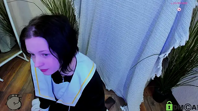 Alina Mills online show from March 2025 04:40:02 PM