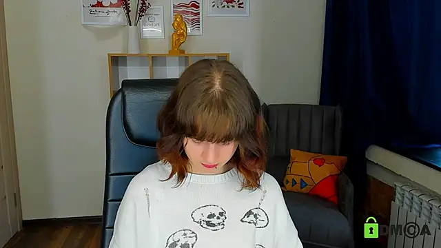 Alina Mills online show from October 2025 08:59:02 AM