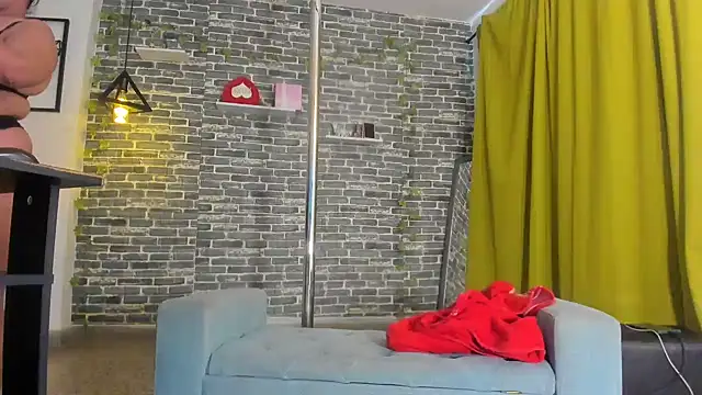 Snapshot of iam_samy_ chatting on February 2025 05:56:02 PM iam samy online show from February 2025 05:56:02 PM