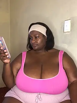 Snapshot of bustytitsxxx chatting on April 2026 06:14:02 AM bustytitsxxx online show from April 2026 06:14:02 AM